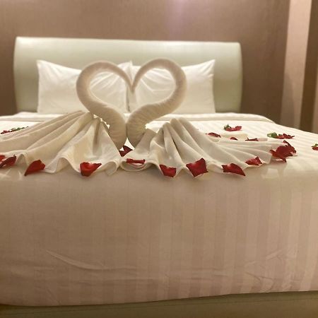 Sinakhone Vientiane Hotel Buitenkant foto
