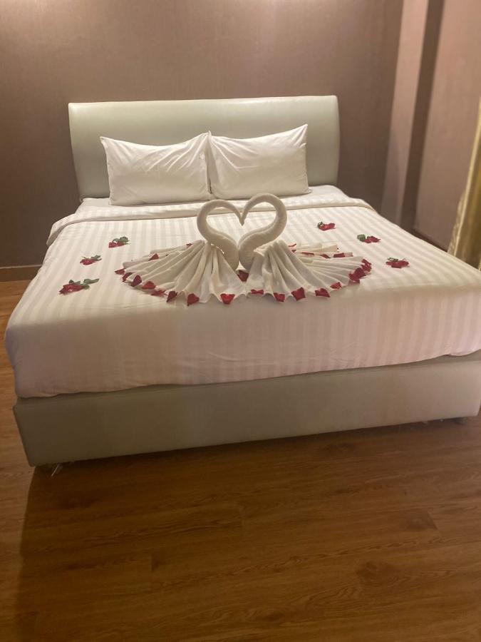 Sinakhone Vientiane Hotel Buitenkant foto