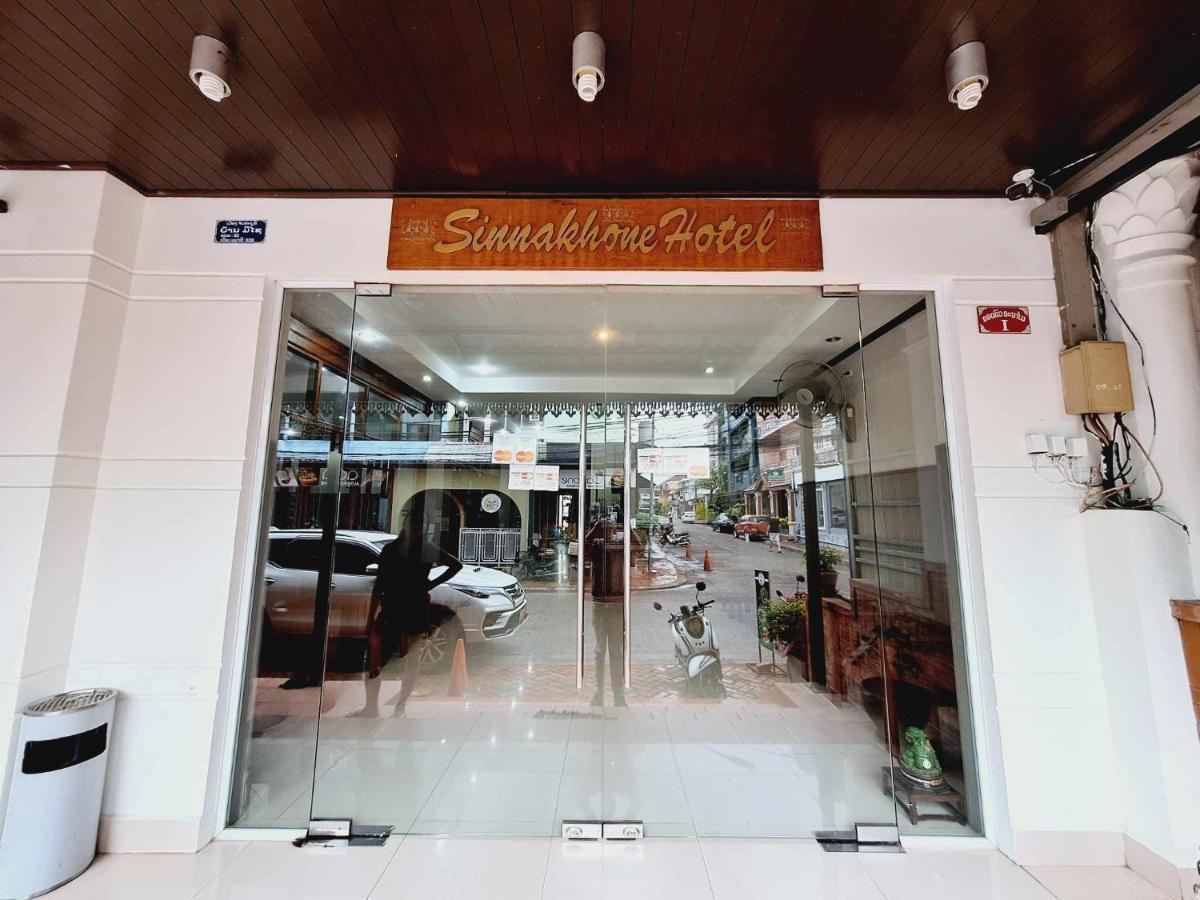 Sinakhone Vientiane Hotel Buitenkant foto
